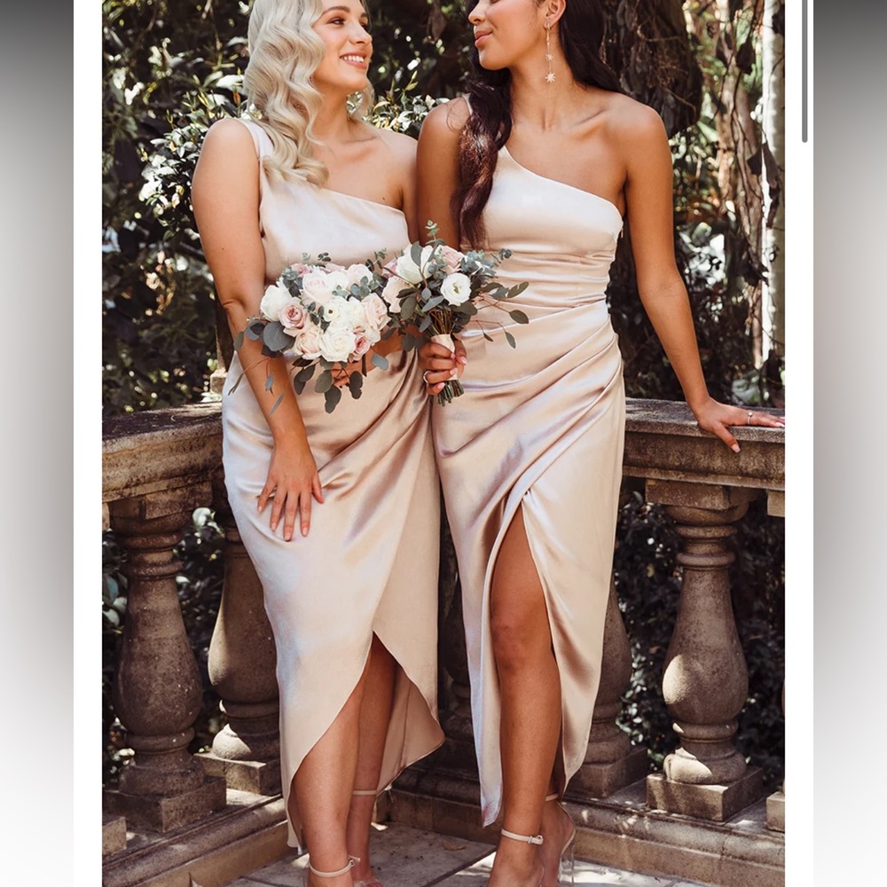 NWT Champagne Wrap Dress | White Fox Boutique